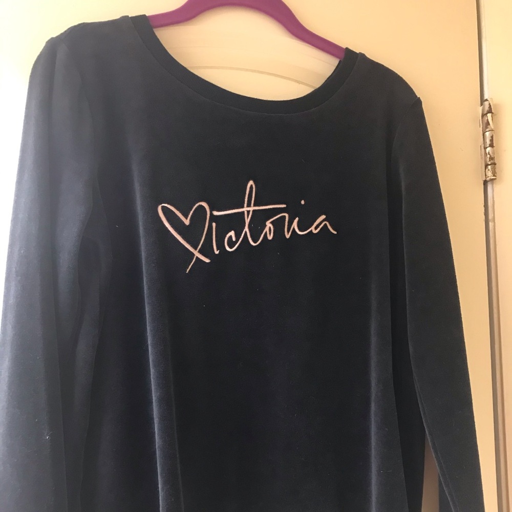 Victoria’s Secret Velour top size S